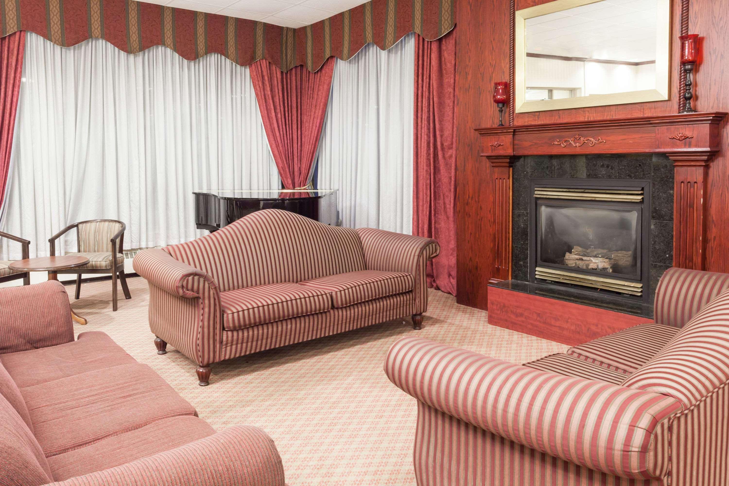 Toronto East Inn Экстерьер фото