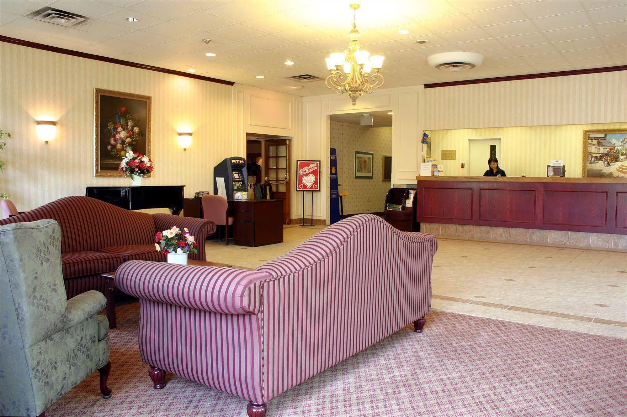 Toronto East Inn Экстерьер фото